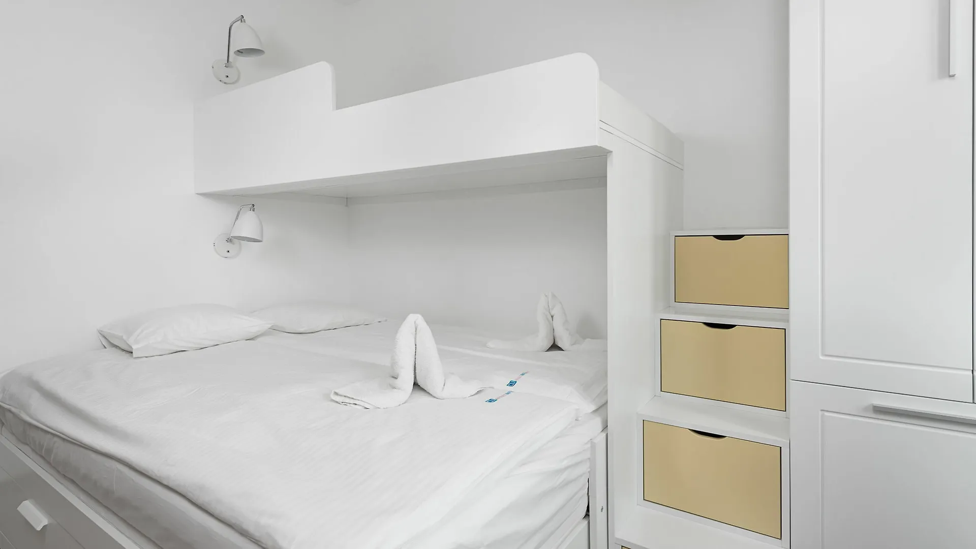 Apartinfo Waterlane Apartments Gdansk 0*,  Poland
